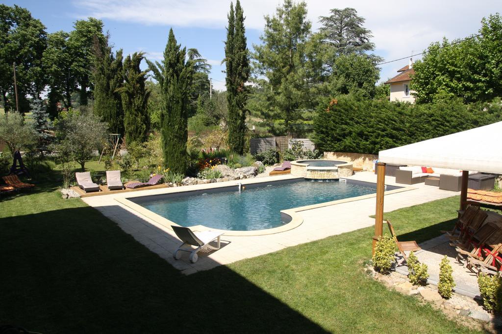 Chambre D'Hotes Park Des Collines - Gite Genissieux Exterior photo